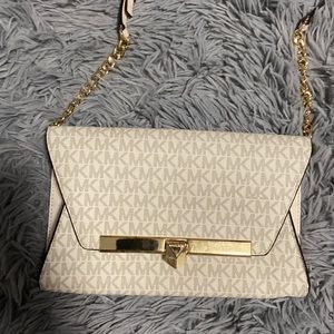 Michael Kors Md clutch crossbody